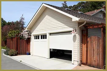 Metro Garage Doors Layton, UT 801-758-7301 Metro Garage Doors Layton, UT 801-758-7301 - serv-sid-res-gdr-19m